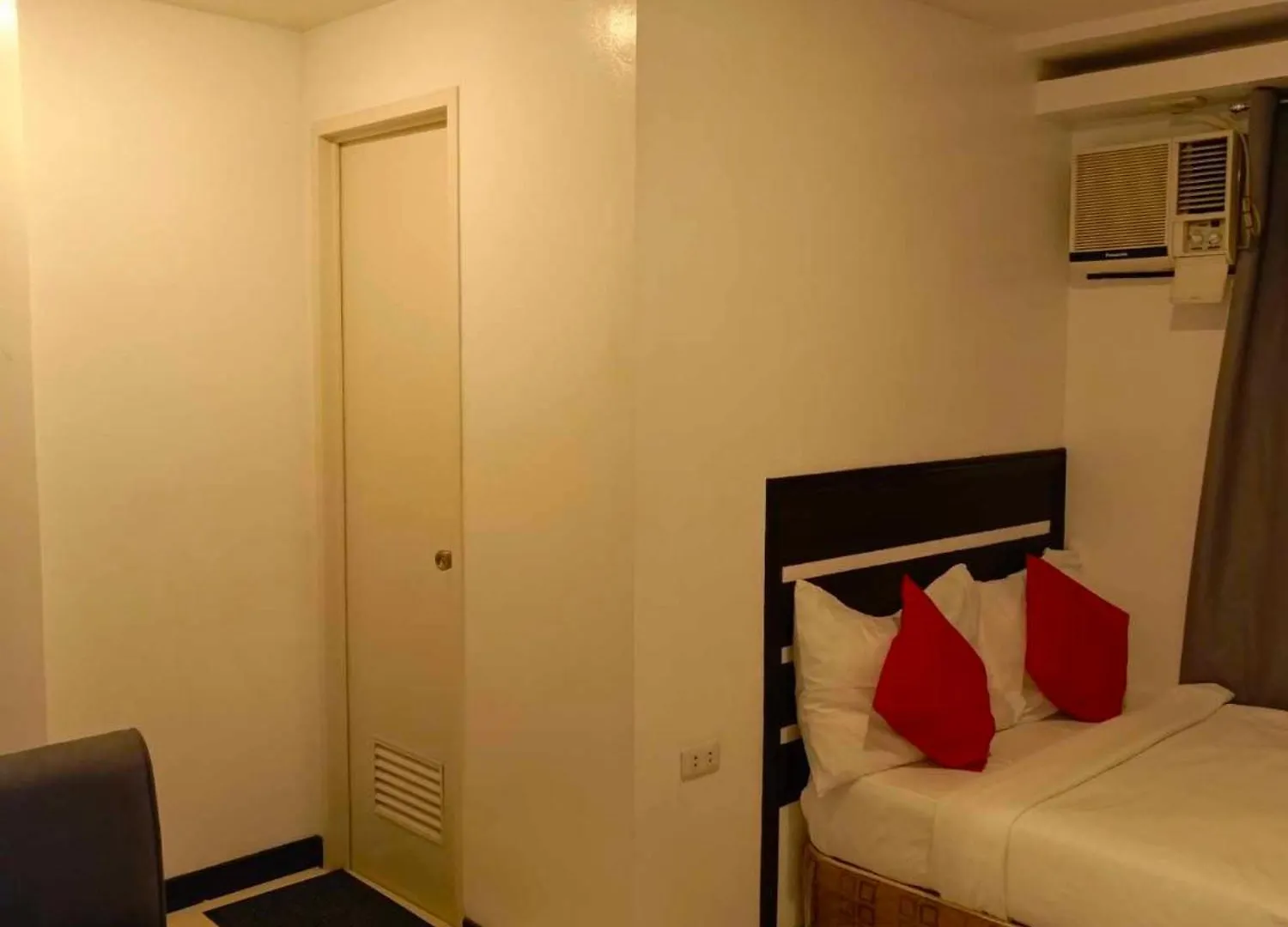 Ecoland 88 Apartelle & Suite Davao Отель